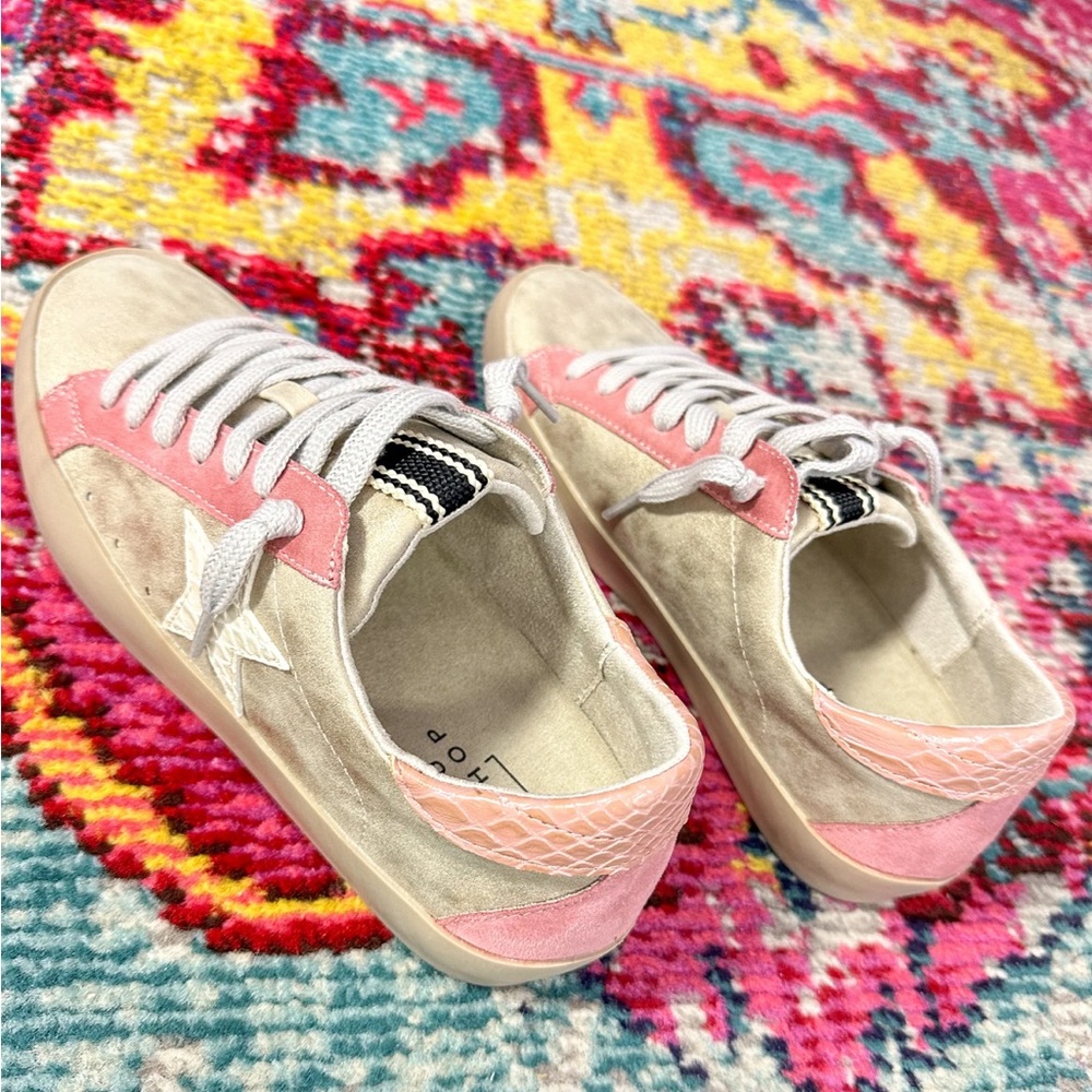 ShuShop Paula Gold Distressed / 8.5 - Picture 1 of 4